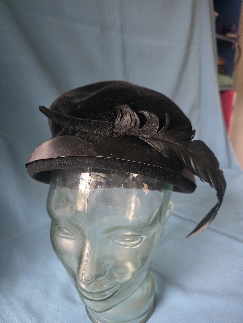 VTG 1950s Roberta Bernays Black Velour Feather Tilt Hat Italian Opera Body